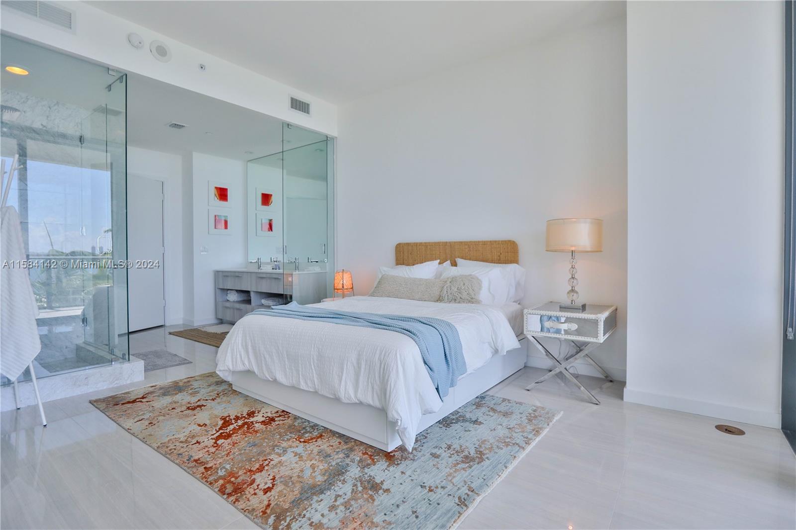 GRAN PARAISO CONDO - Residential
