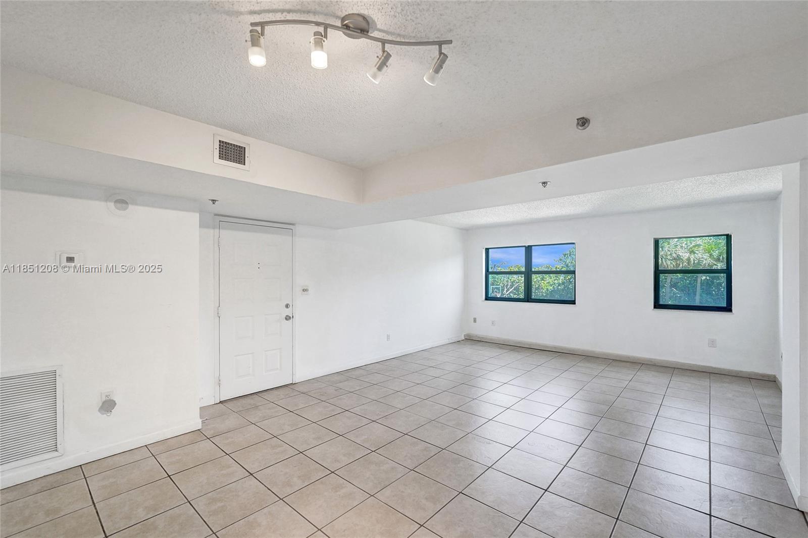 1201 S Ocean Dr 201N