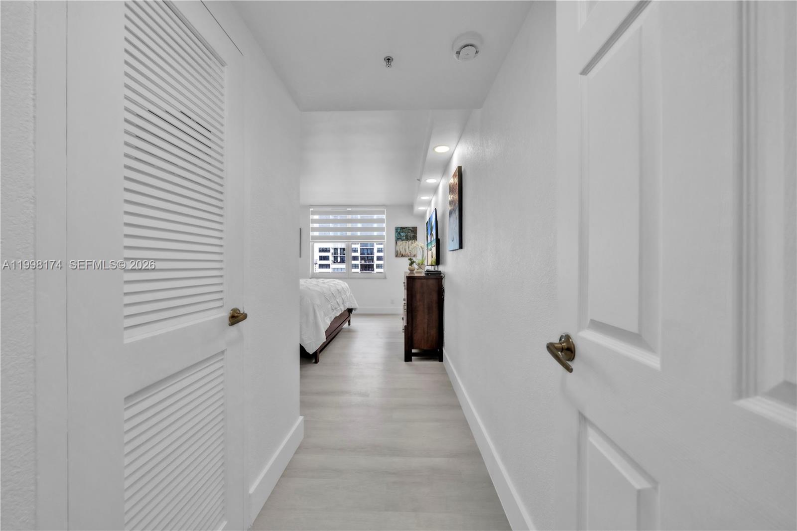 WAVE CONDO - Residential Lease