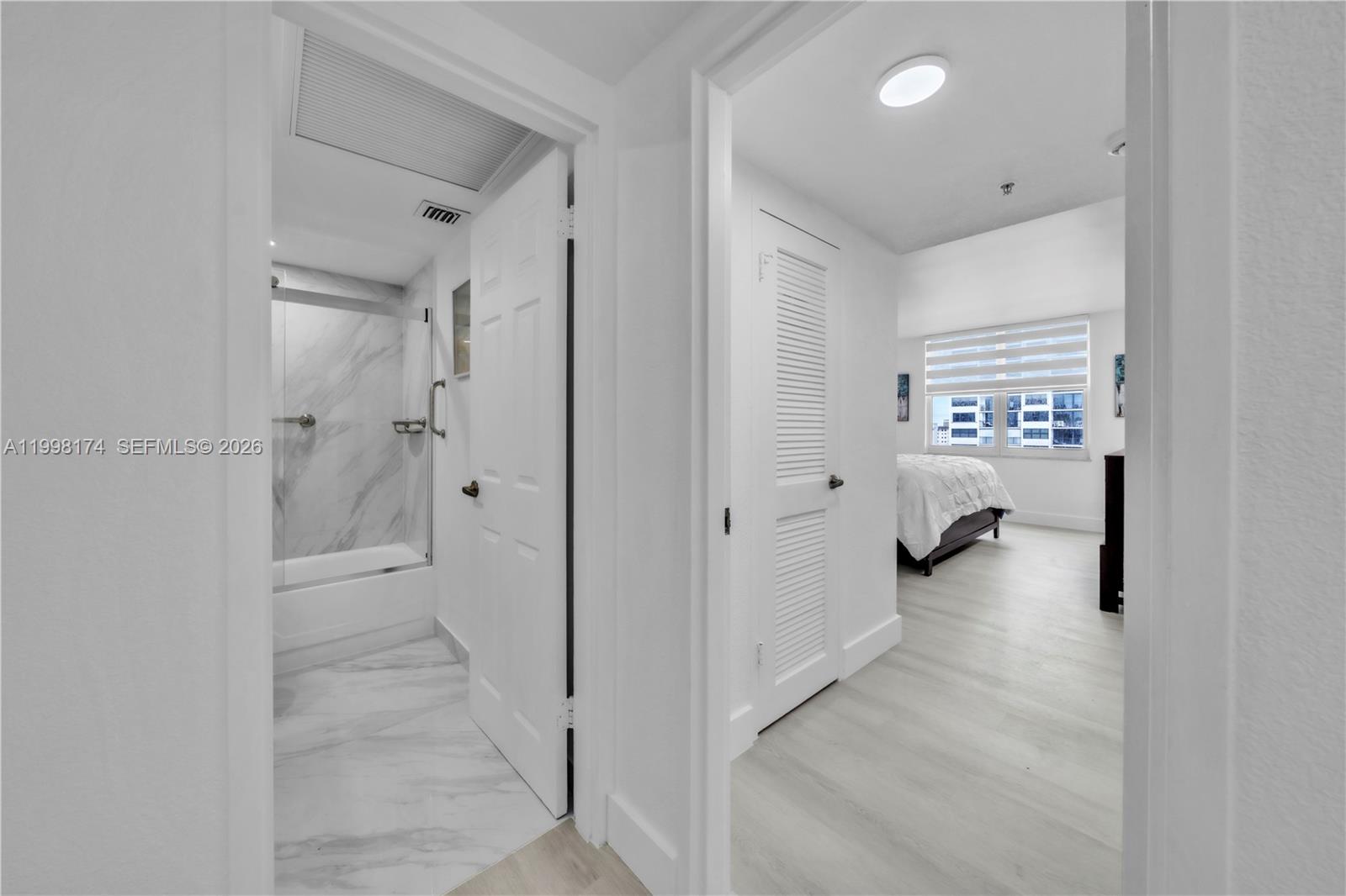 WAVE CONDO - Residential Lease