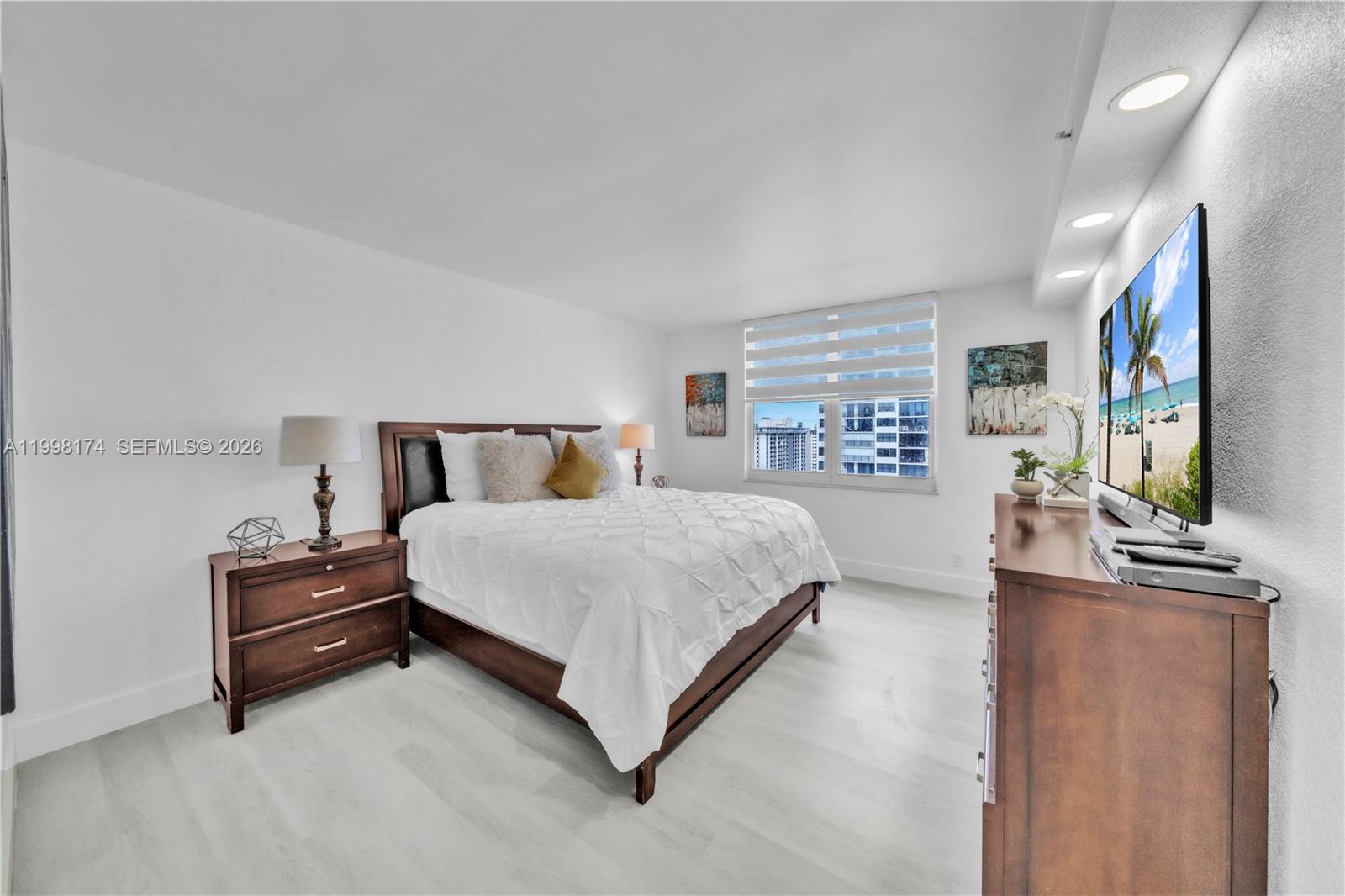 WAVE CONDO - Residential Lease