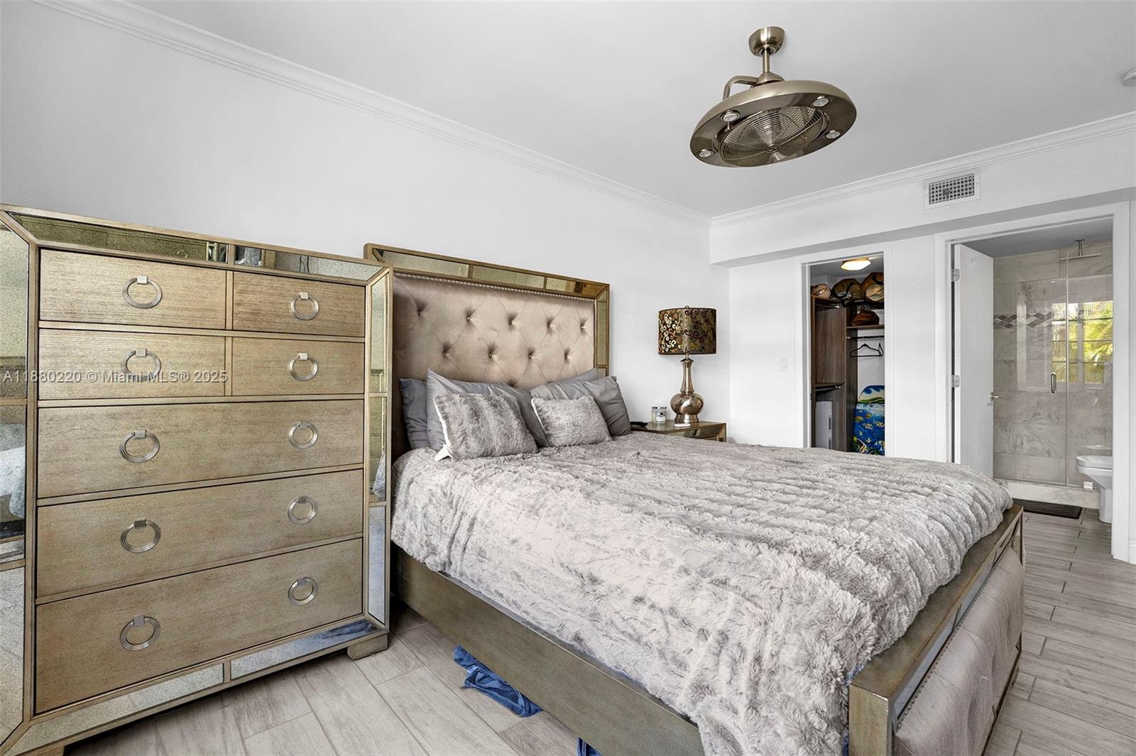 THE DRAKE CONDO - Residential