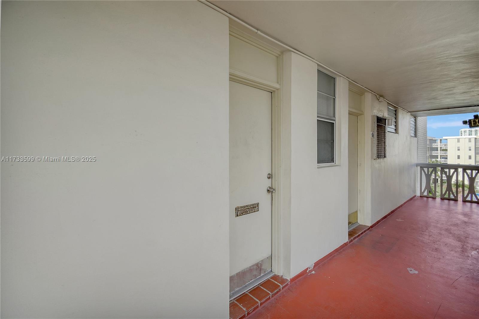 POINT EAST SEC III CONDO - Residential