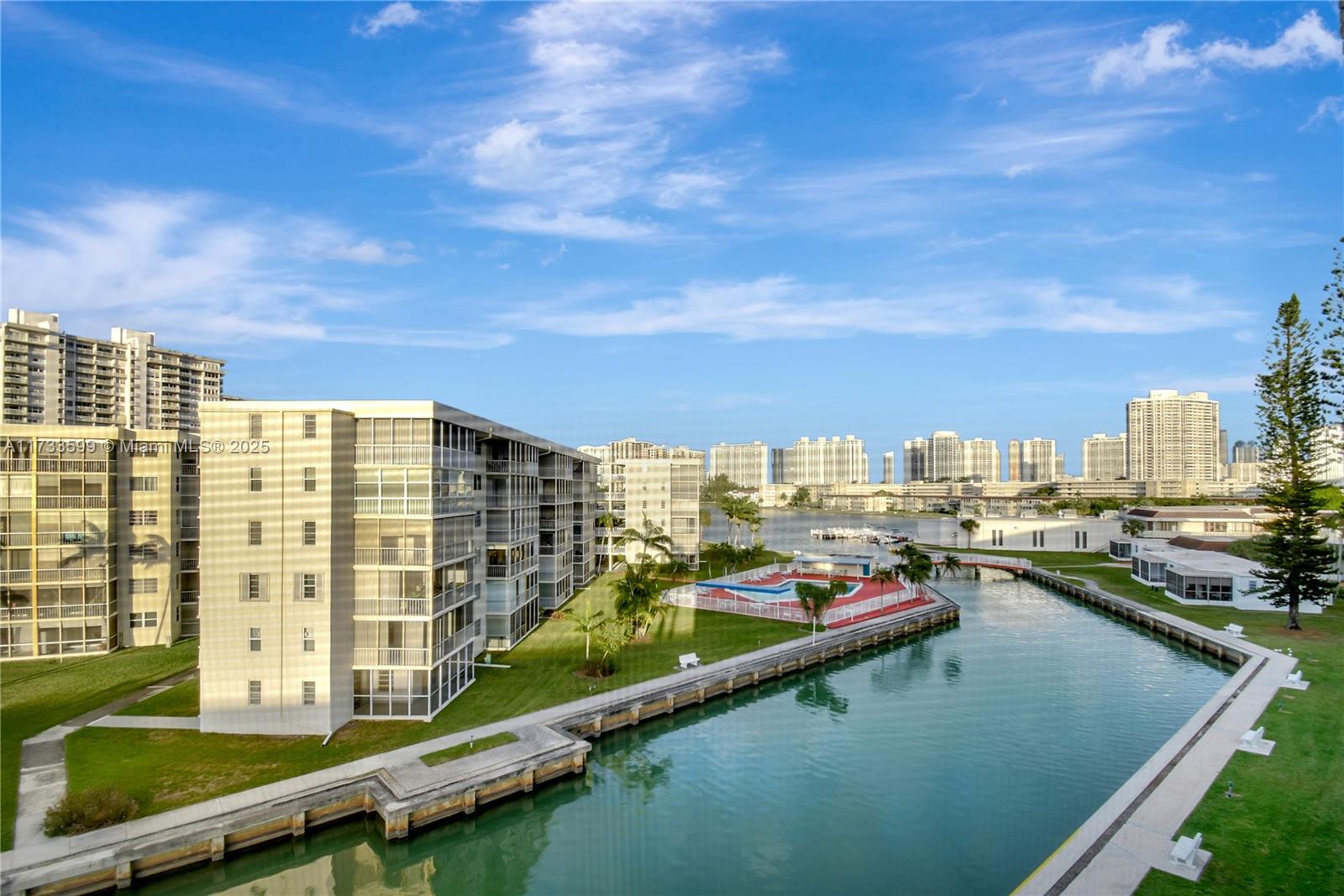 POINT EAST SEC III CONDO - Residential