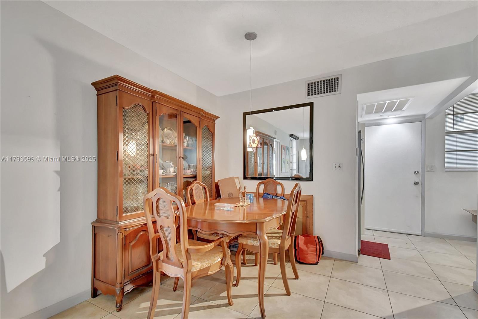 POINT EAST SEC III CONDO - Residential