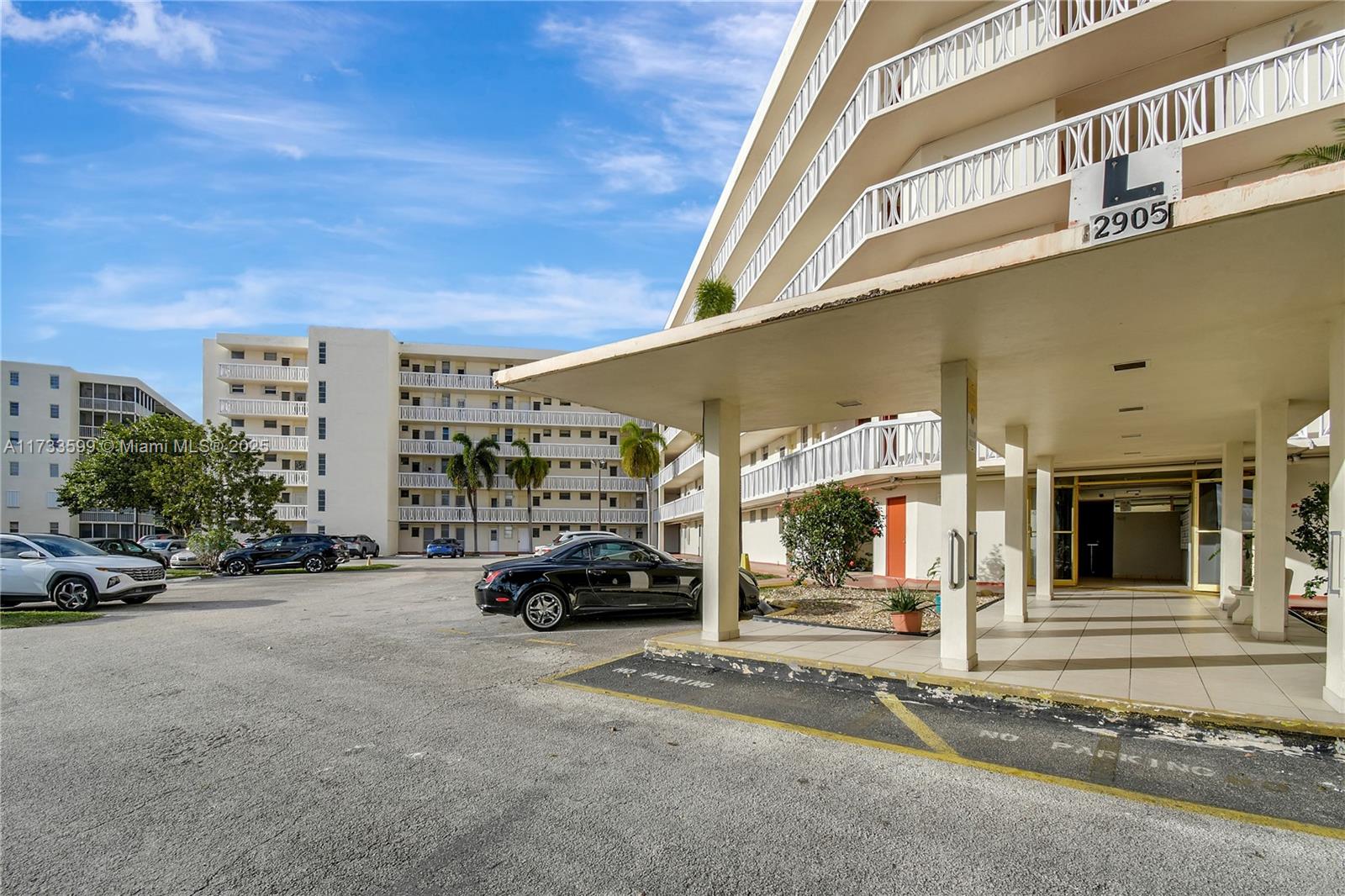 POINT EAST SEC III CONDO - Residential