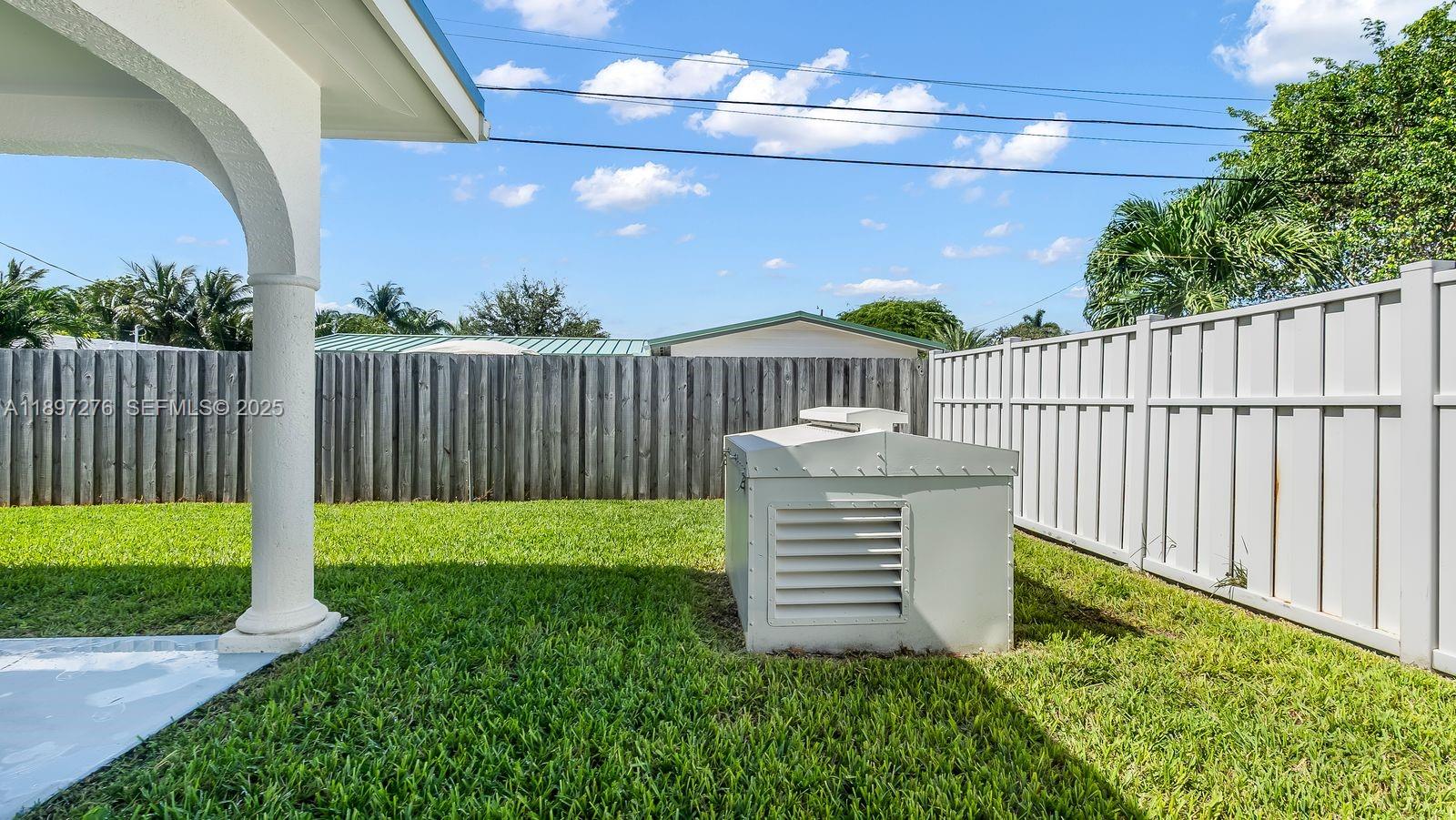 CORAL RIDGE ISLES - Residential