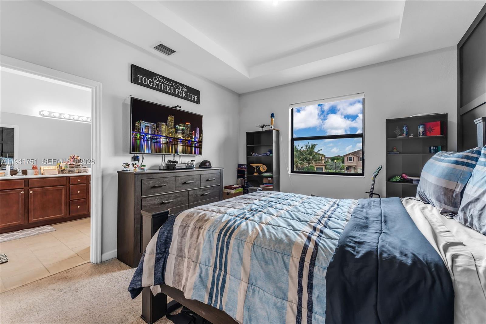 BAYWINDS OF GALAPAGOS FIR - Residential