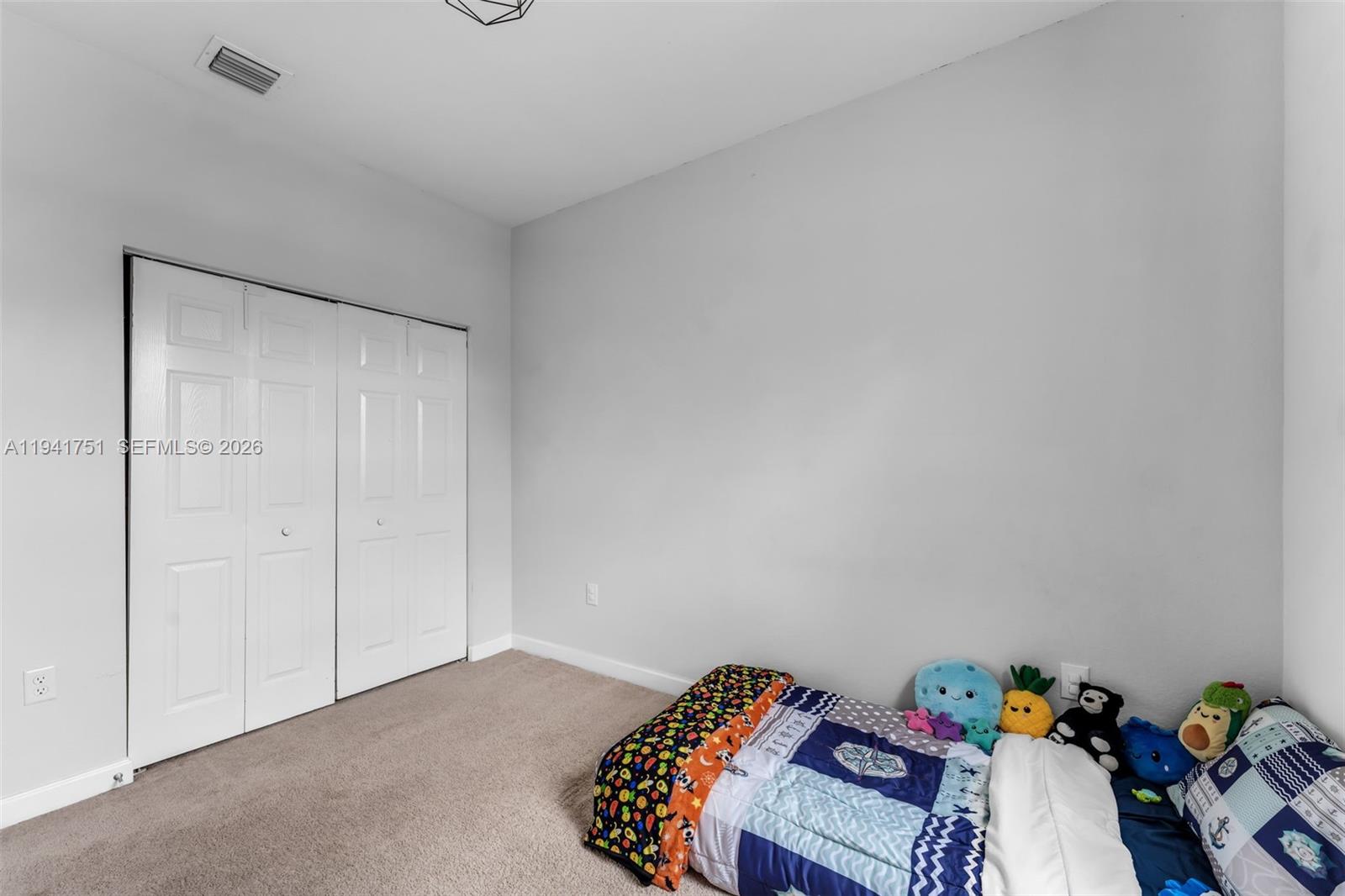 BAYWINDS OF GALAPAGOS FIR - Residential