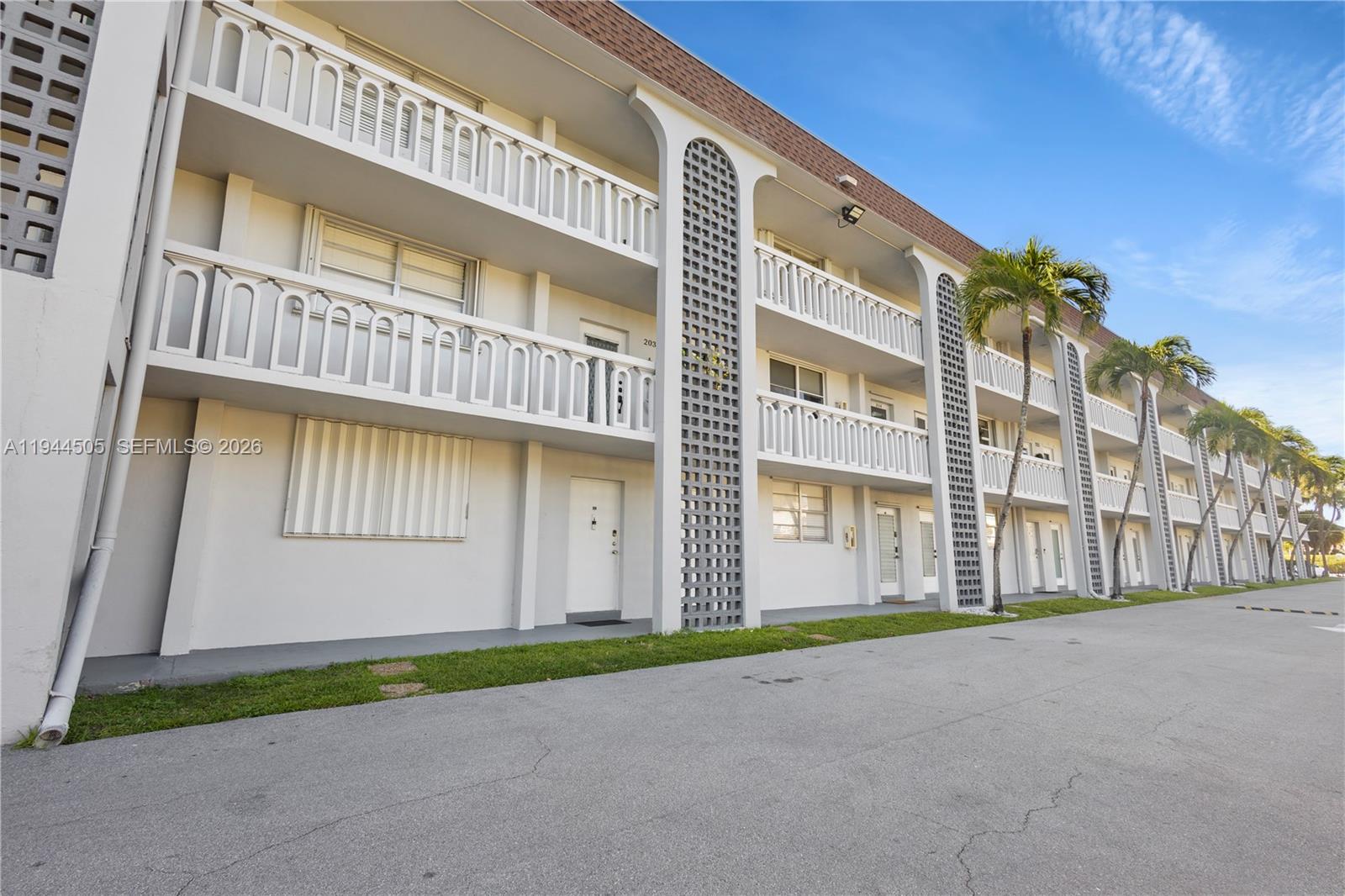 DEERFIELD BEACH GARDENS C - Residential