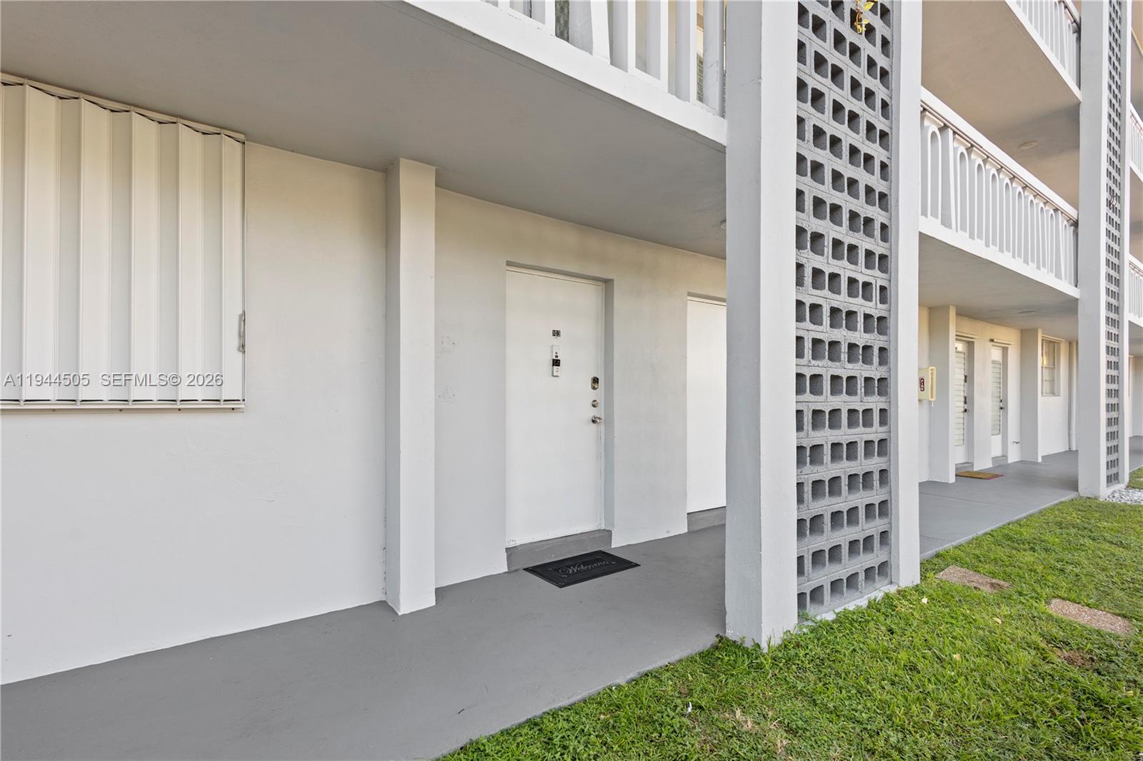 DEERFIELD BEACH GARDENS C - Residential