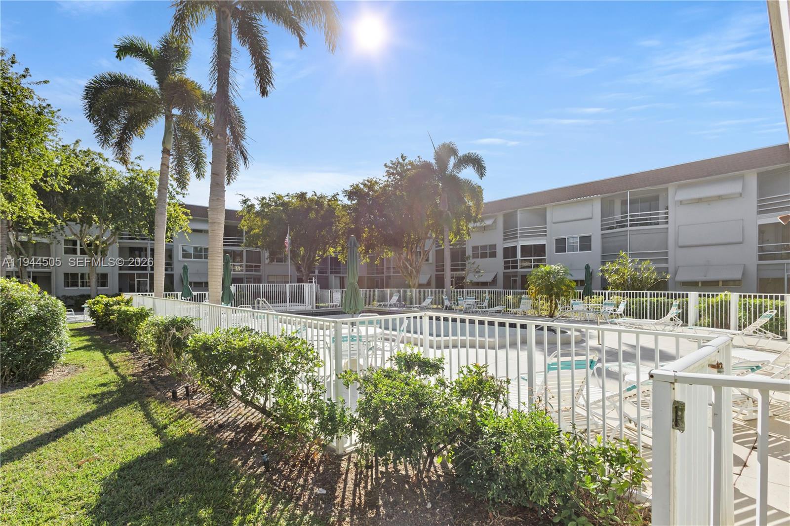 DEERFIELD BEACH GARDENS C - Residential