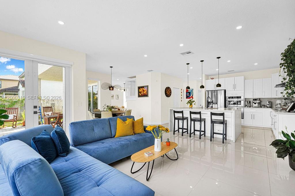 NORTH 29 ASSOC - Residential Lease