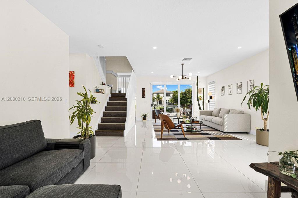 NORTH 29 ASSOC - Residential Lease