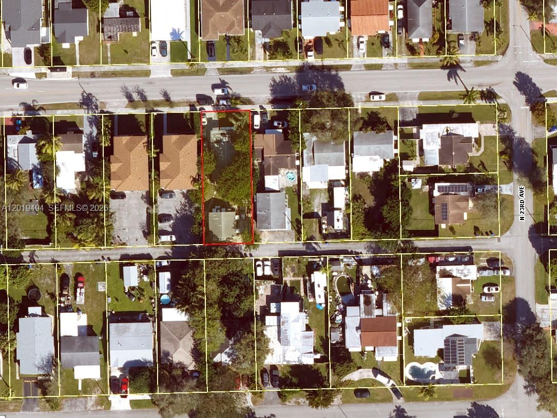 HOLLYWOOD PARK - Residential