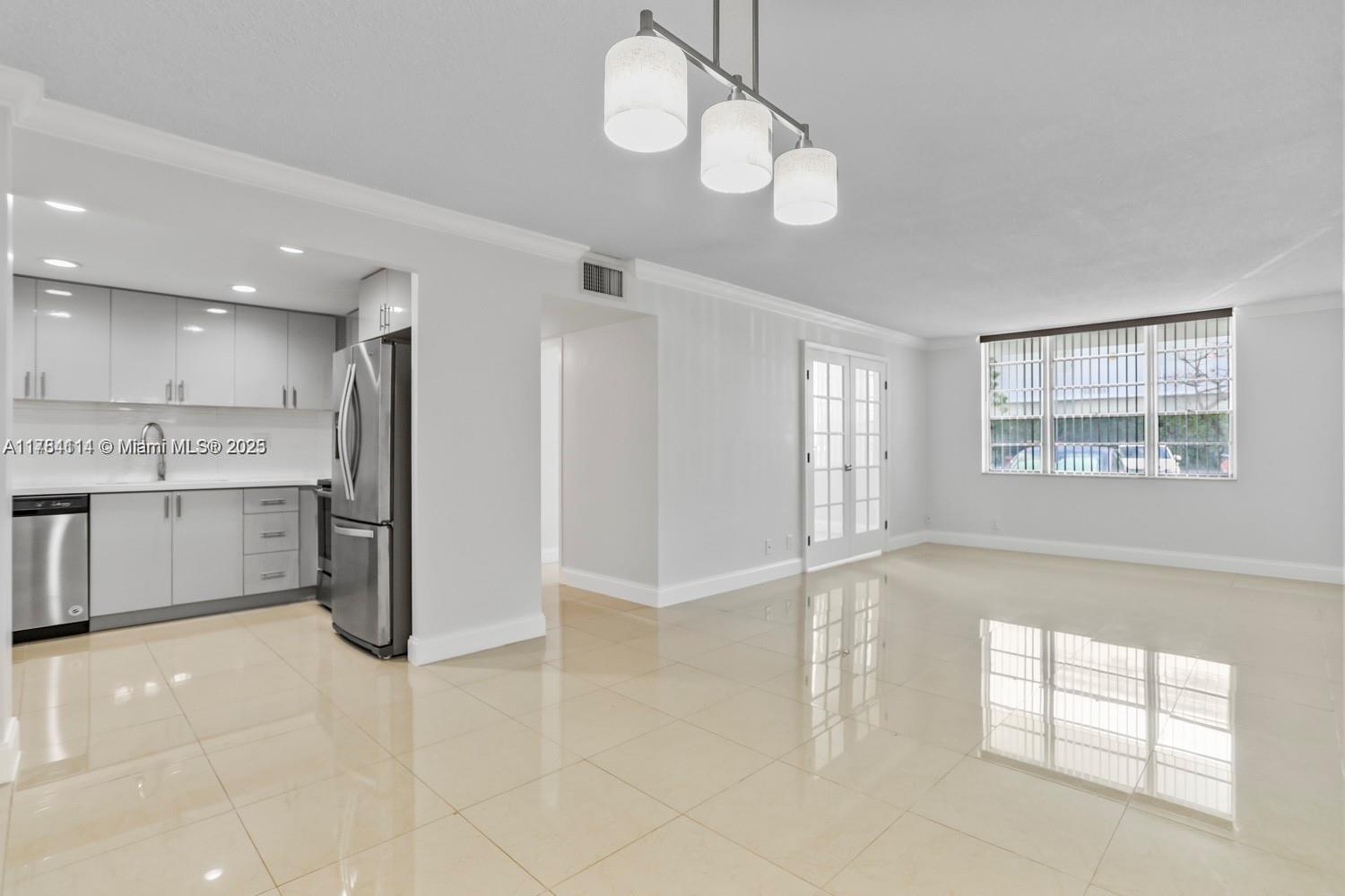 Rental Property at 1913 S Ocean Dr 121, Hallandale Beach, Broward County, Florida - Bedrooms: 1 
Bathrooms: 1  - $1,950 MO.
