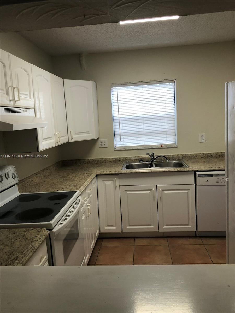3281 E Golf Blvd 26