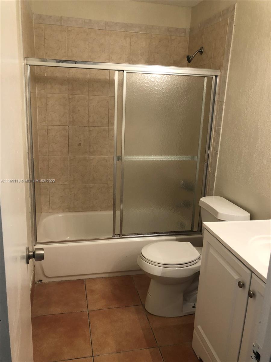 TRIANGLE PROPERTY - Residential