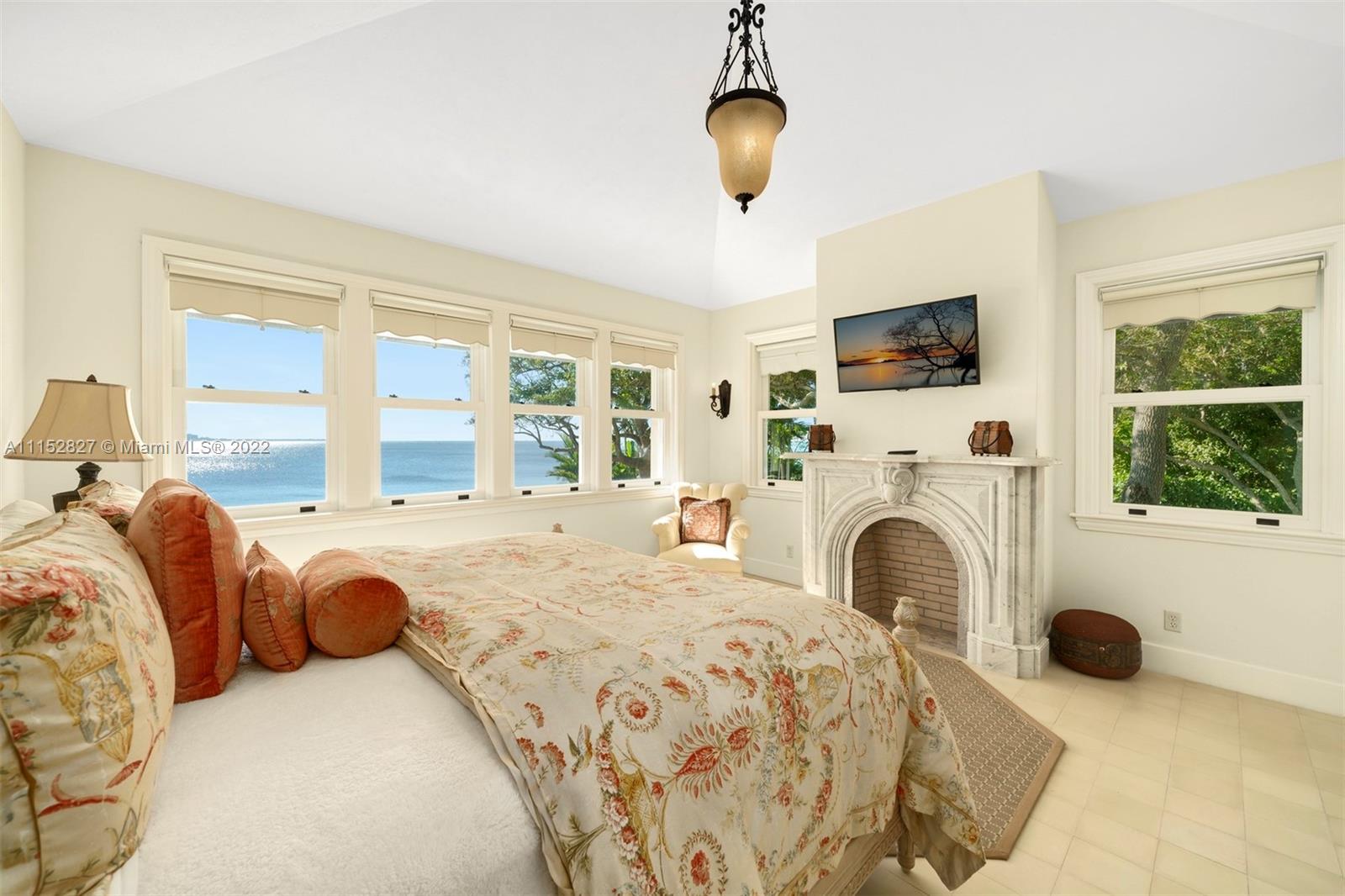 BRICKELLS FLAGLER - Residential