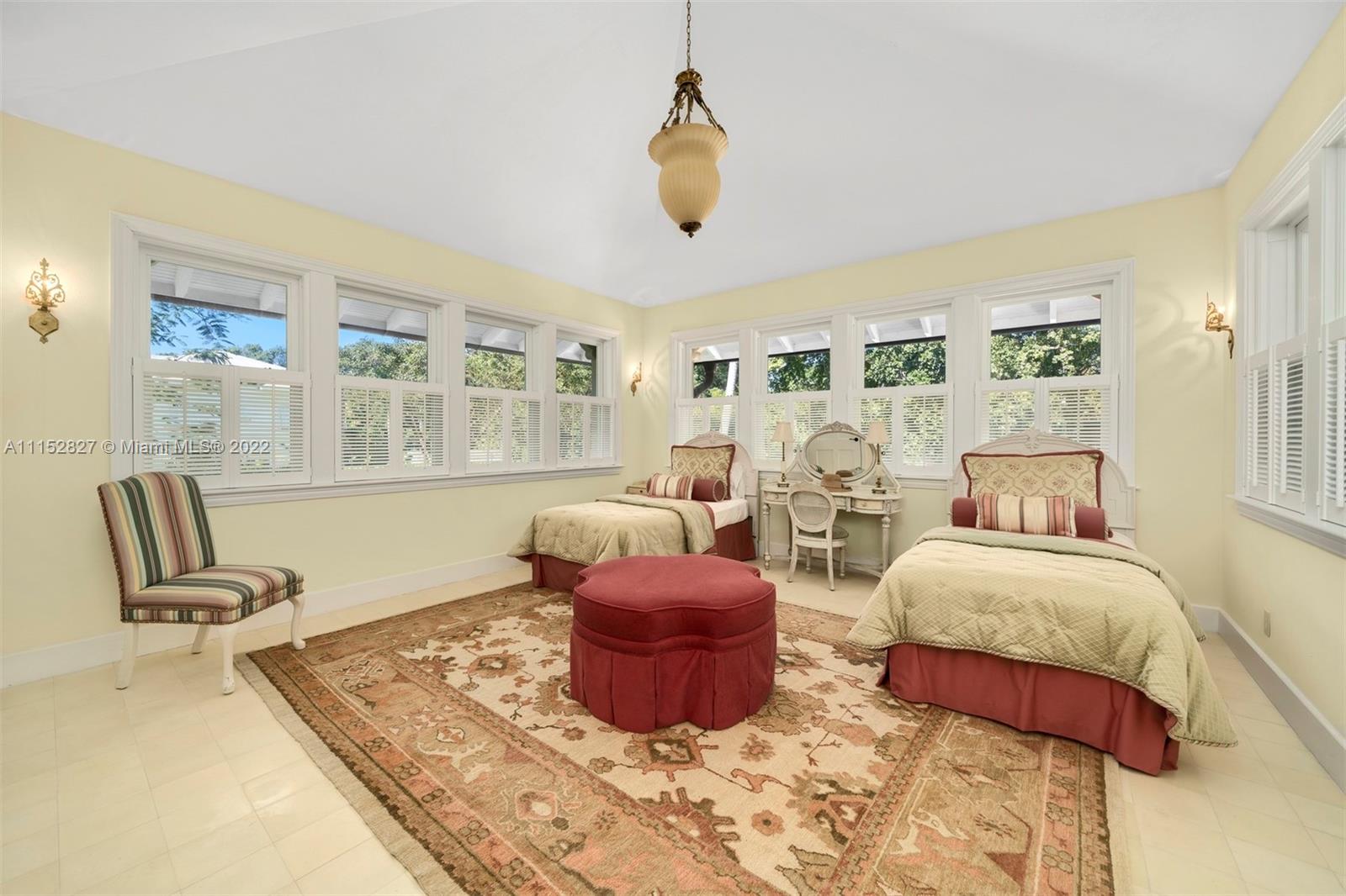 BRICKELLS FLAGLER - Residential