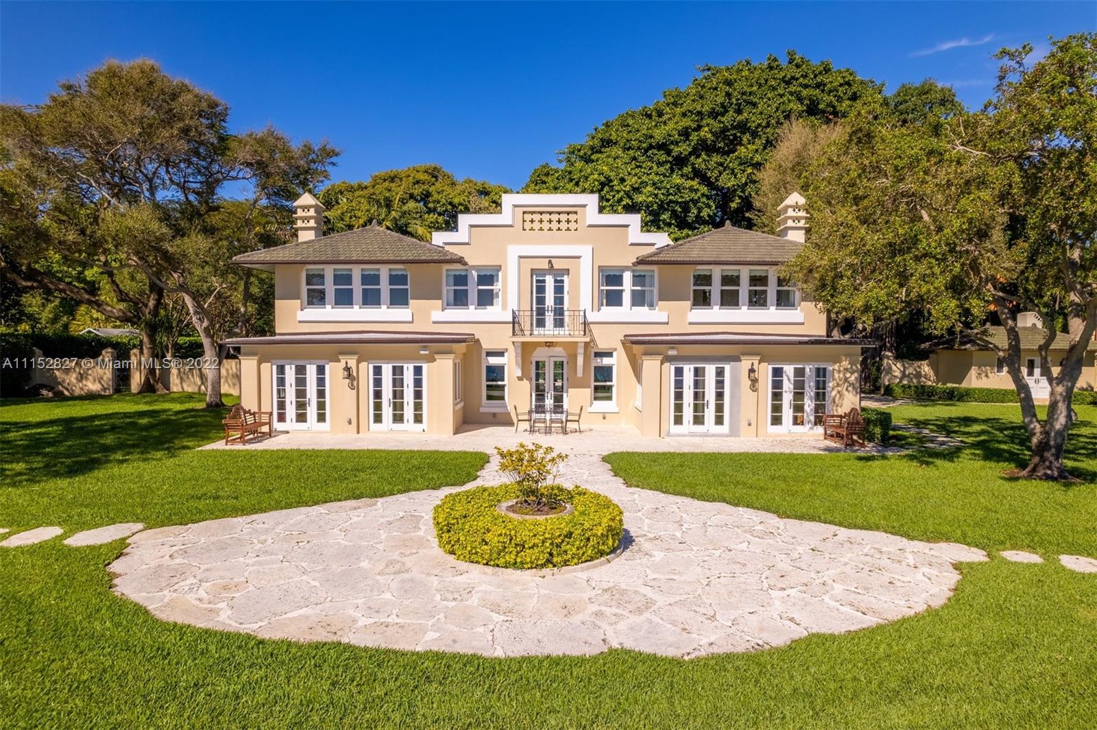 BRICKELLS FLAGLER - Residential