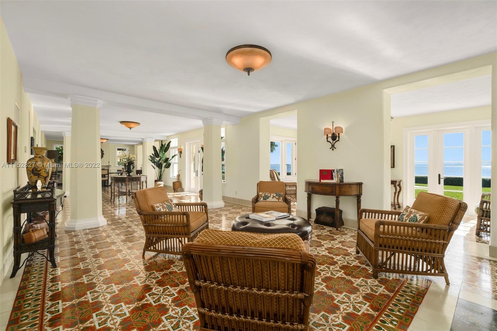 BRICKELLS FLAGLER - Residential