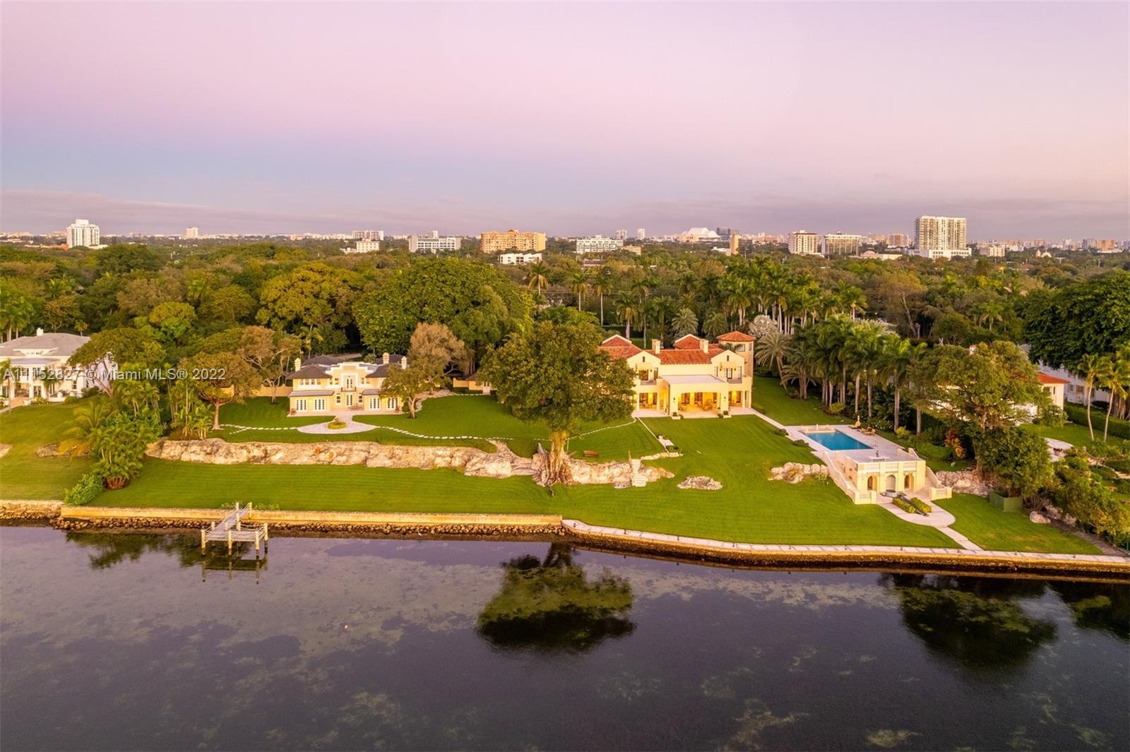 BRICKELLS FLAGLER - Residential