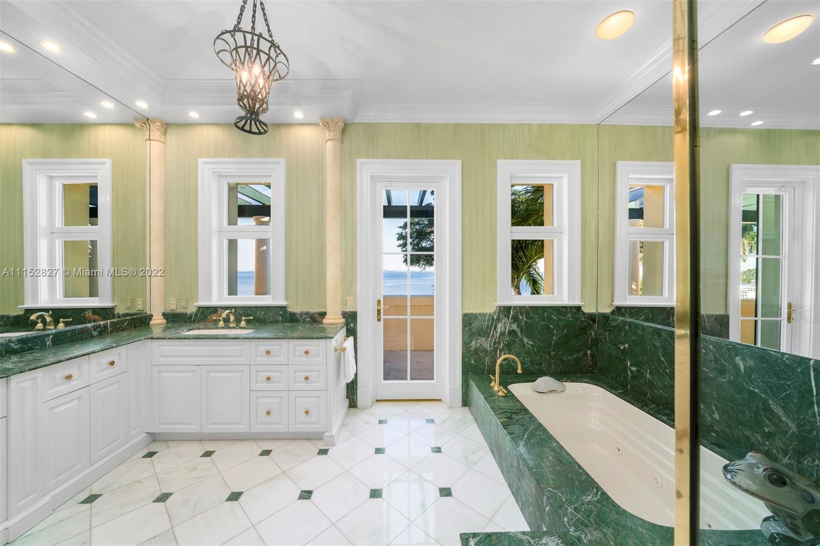 BRICKELLS FLAGLER - Residential