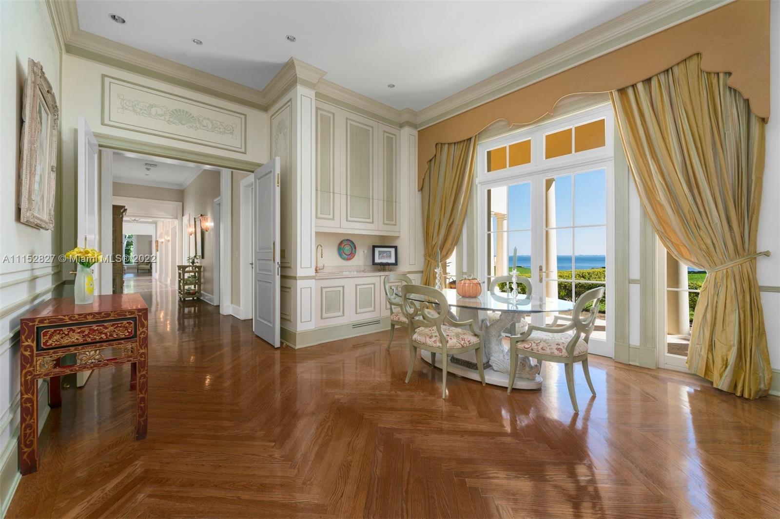 BRICKELLS FLAGLER - Residential