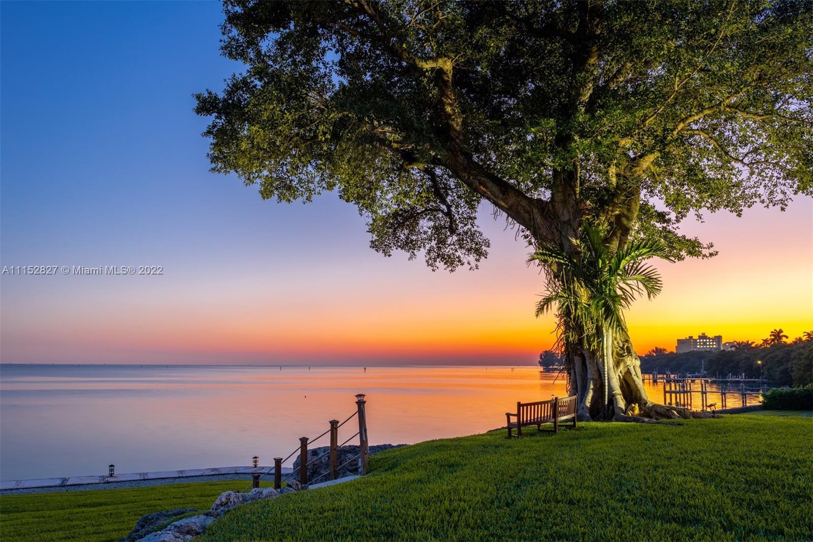 BRICKELLS FLAGLER - Residential