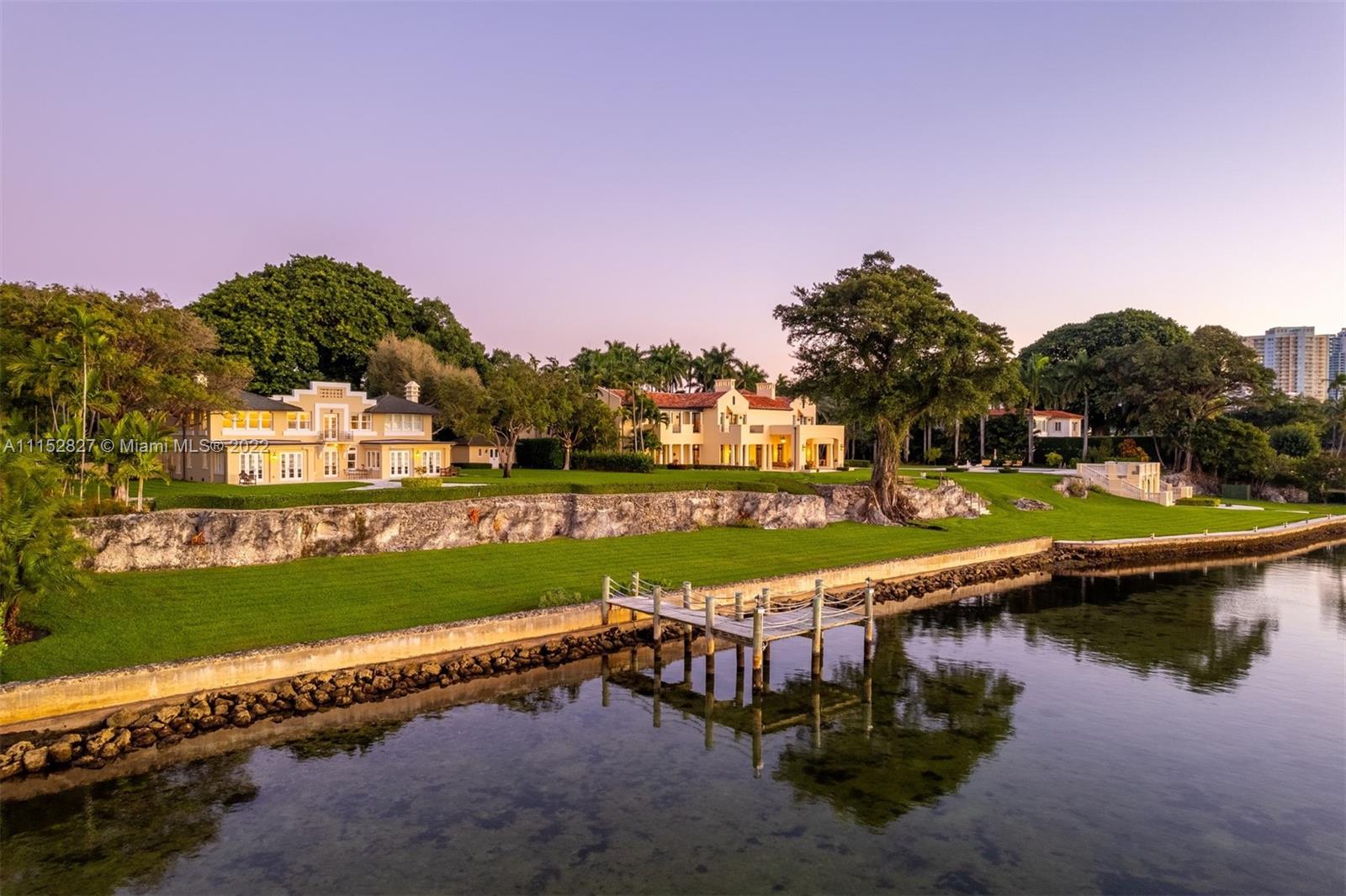 BRICKELLS FLAGLER - Residential