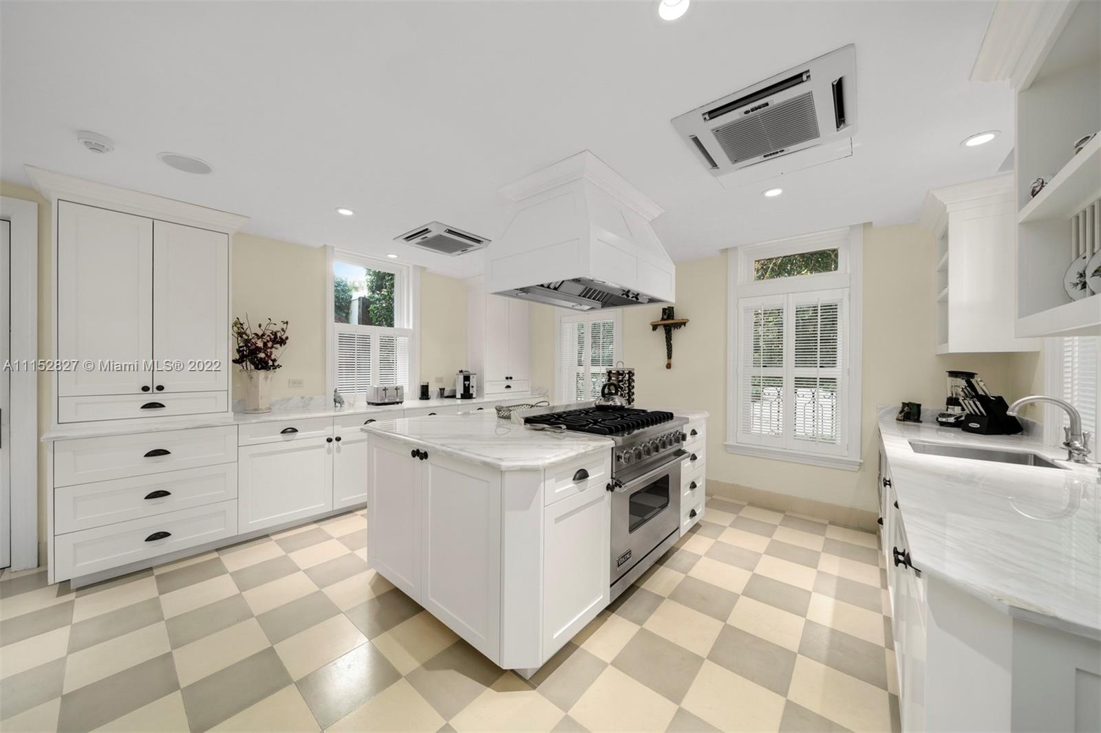 BRICKELLS FLAGLER - Residential