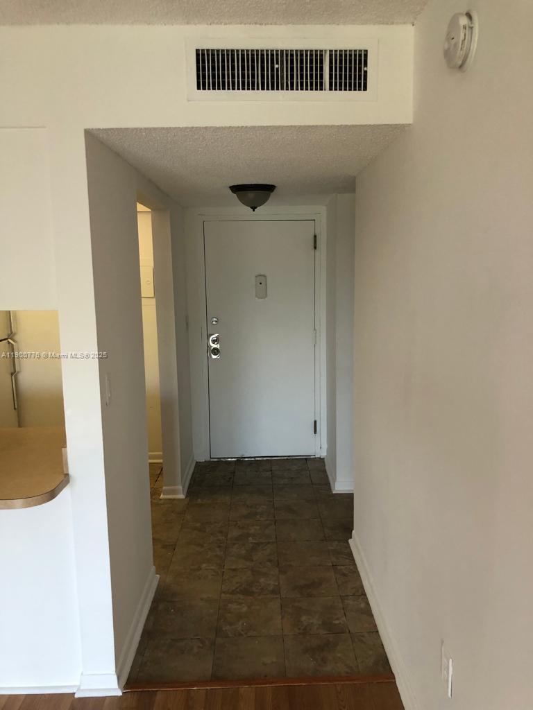 TALL TREES CONDO - Residential