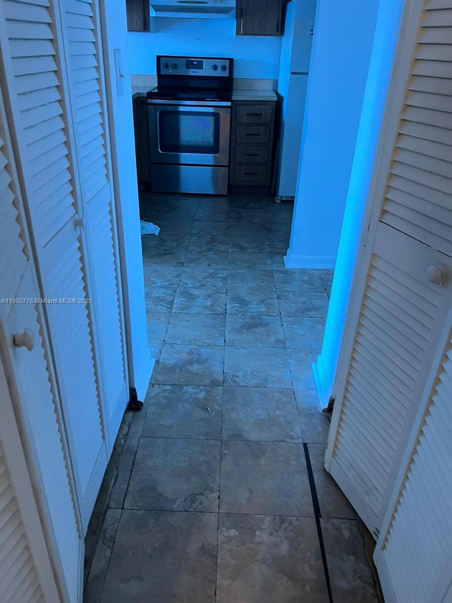 TALL TREES CONDO - Residential