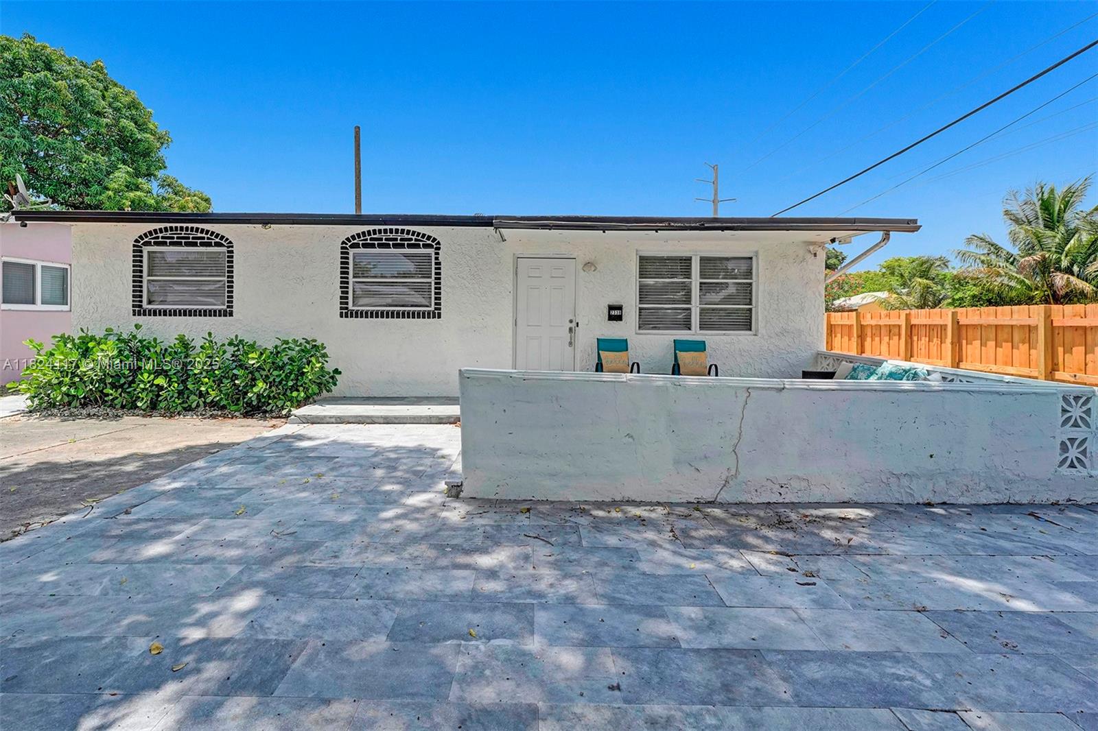 2338 Fillmore St 2A, Hollywood, Broward County, Florida - 2 Bedrooms  
2 Bathrooms - 
