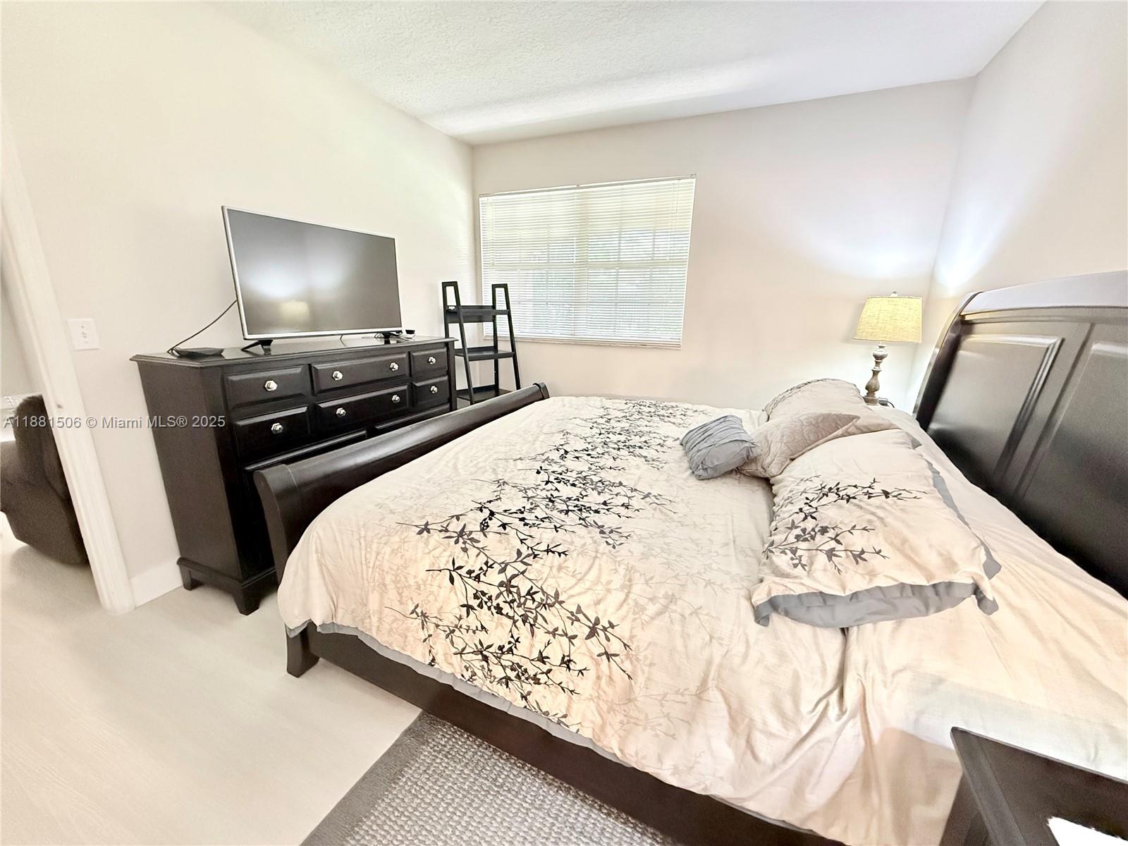 MARQUESA CONDO - Residential