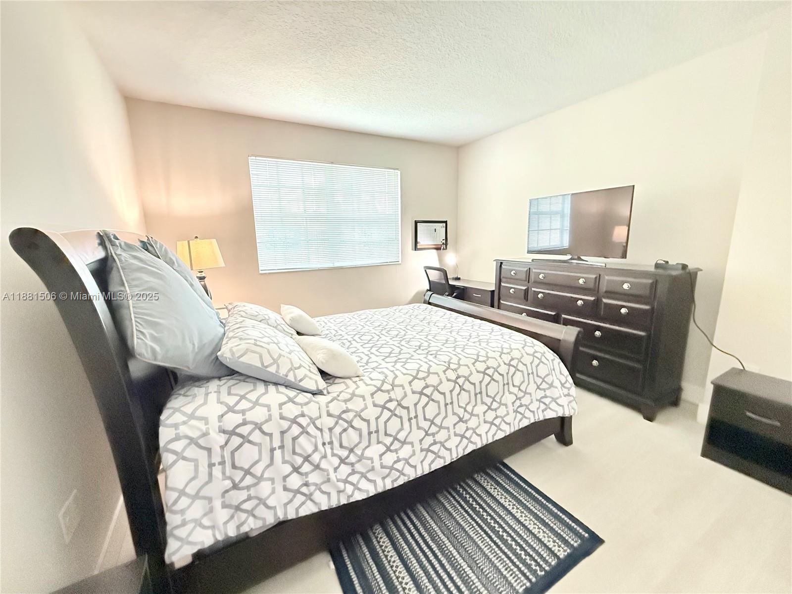 MARQUESA CONDO - Residential