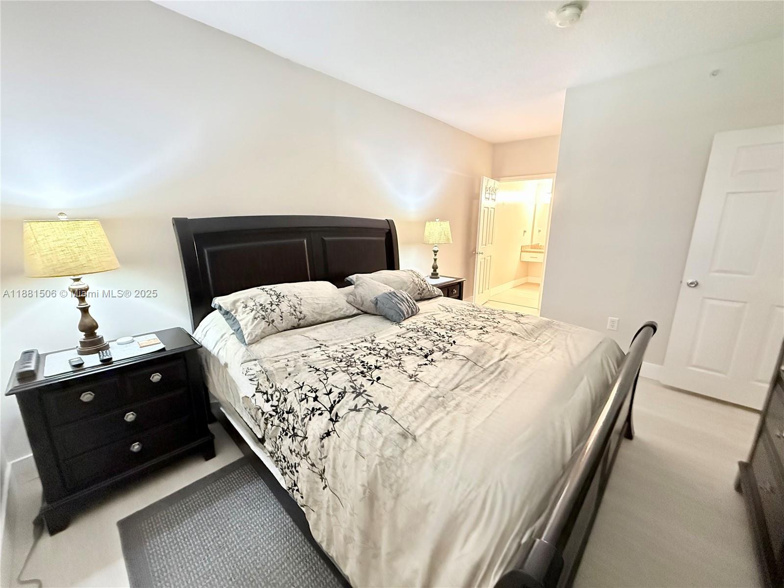 MARQUESA CONDO - Residential