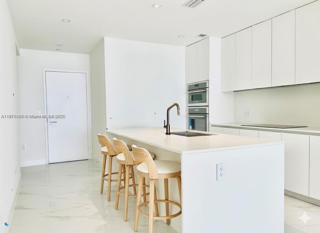 ARIA RESERVE SOUTH - Residential Lease