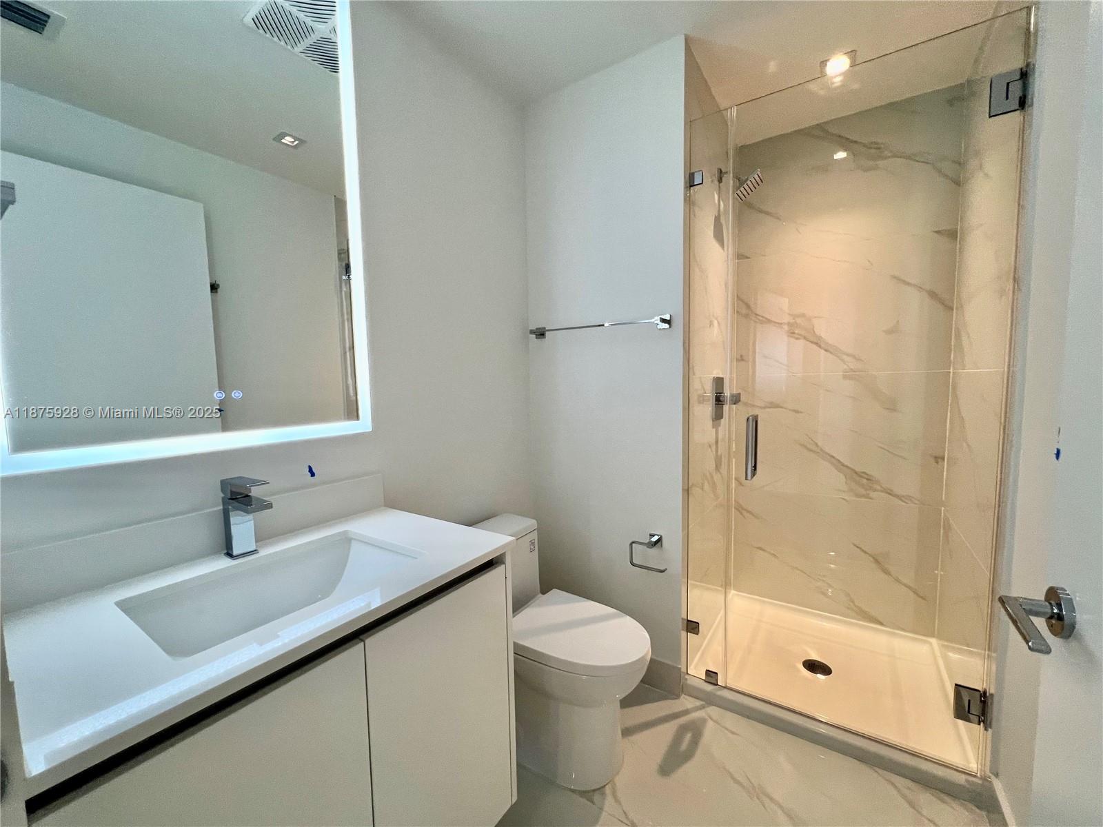 ARIA RESERVE SOUTH - Residential Lease