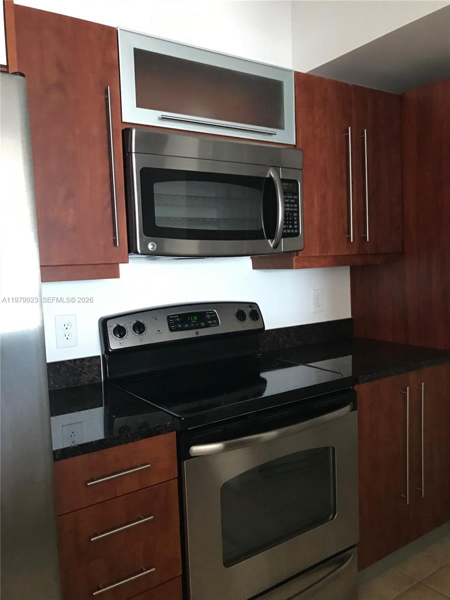 TOSCANO CONDO - Residential Lease