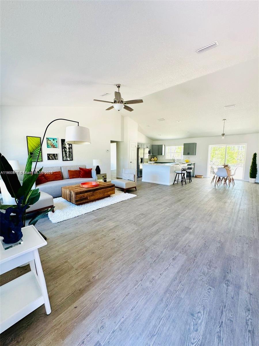 MARION OAKS UNIT 12 INT LO - Residential