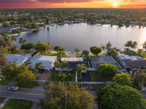 5020 SW 92nd Ave Miami FL 33165