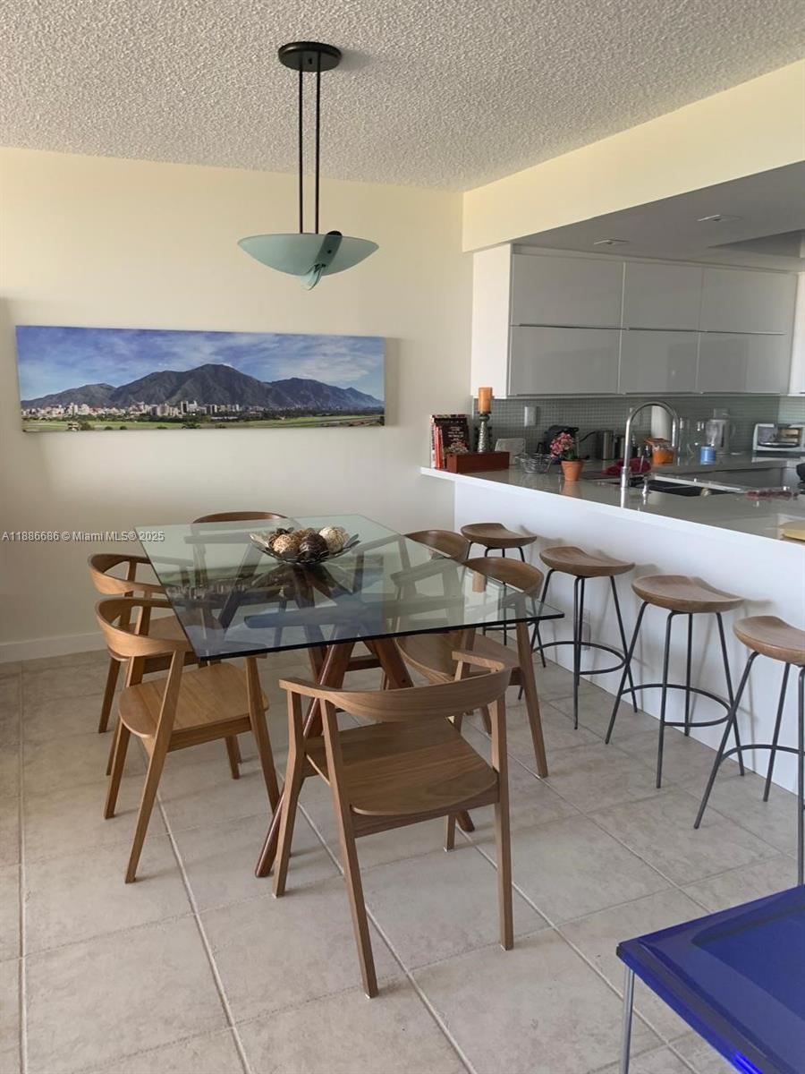 OLYMPUS CONDO PHASE - Residential