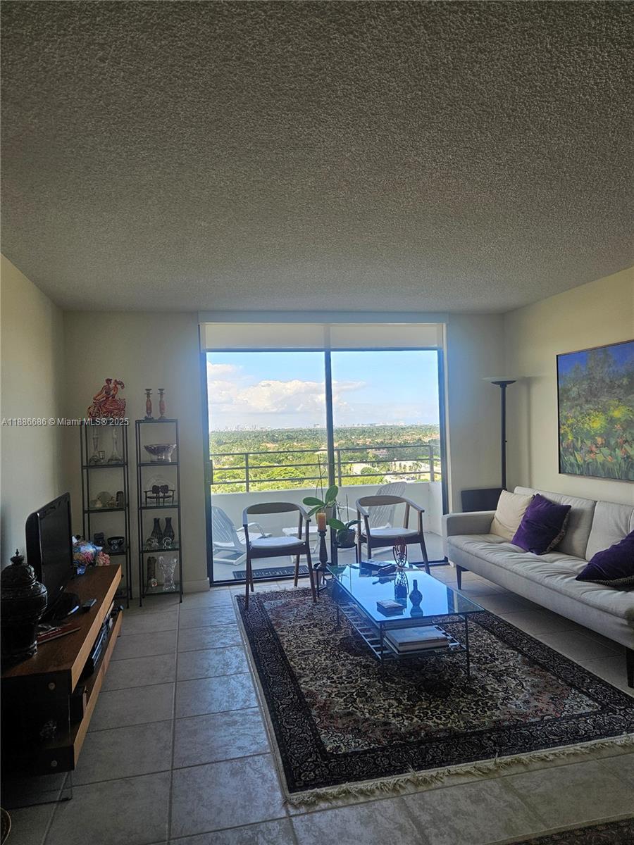 OLYMPUS CONDO PHASE - Residential