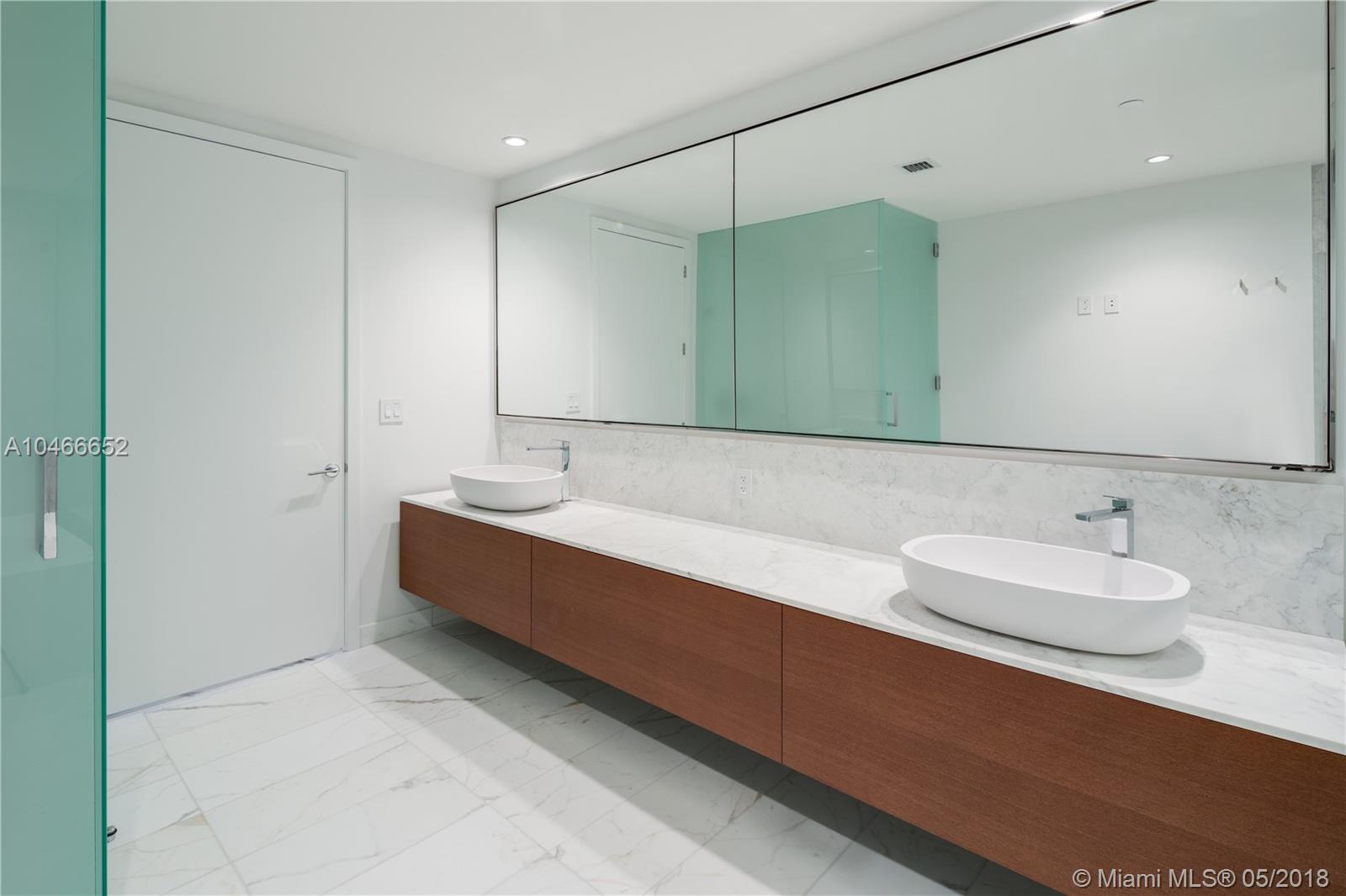 OCEANA BAL HARBOUR CONDO - Residential