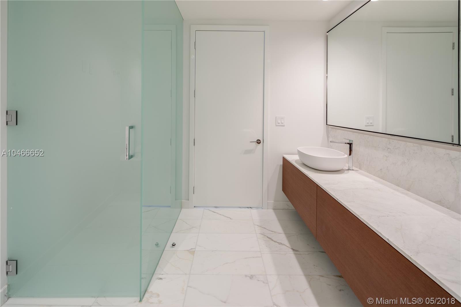 OCEANA BAL HARBOUR CONDO - Residential