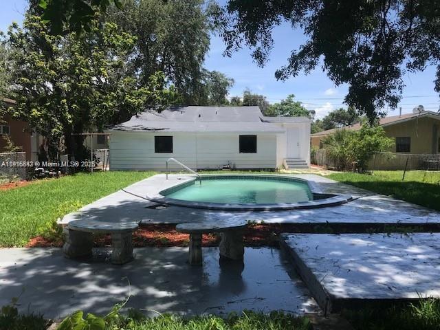 RAILROAD SHOPS INTER SCHO - Residential