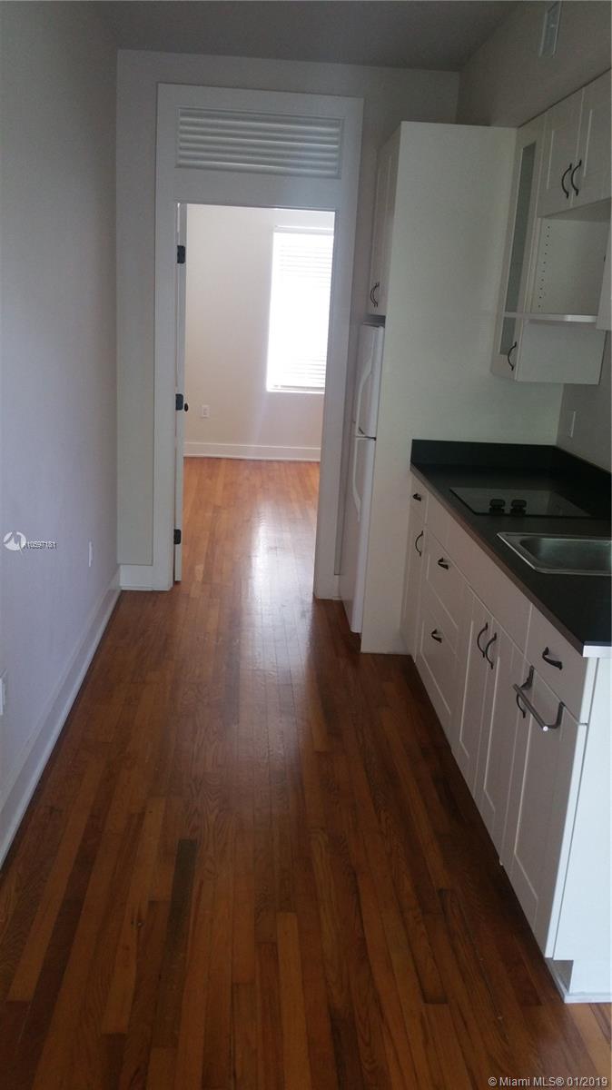 CORAL GABLES FLAGLER STRE - Residential Lease