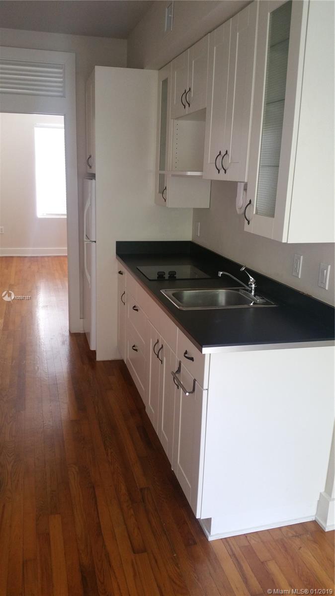 CORAL GABLES FLAGLER STRE - Residential Lease